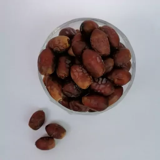 خرما خشک(زاهدی)آجیلی درجه یک(3کیلویی)