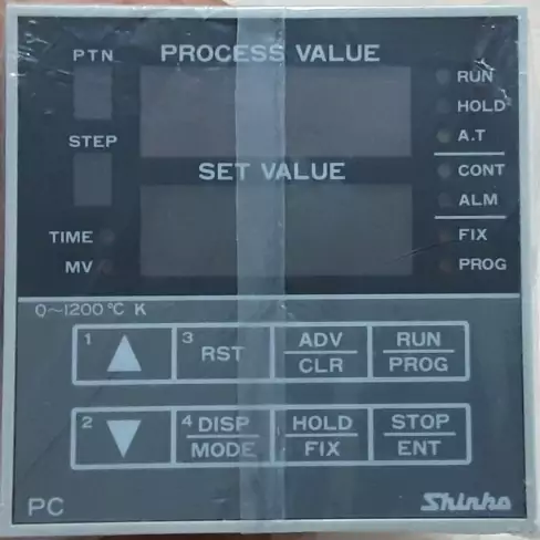 میکرو کامپیوتر قابل برنامه ریزی کنترل کننده دما - مارک شینکو Shinko PC-825-R-E