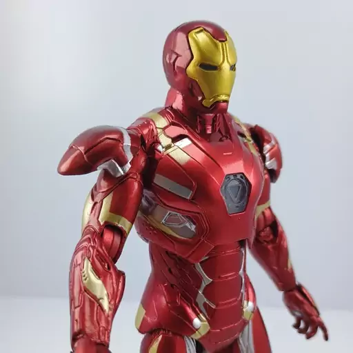 اکشن فیگور مرد آهنی Iron Man برند Neca