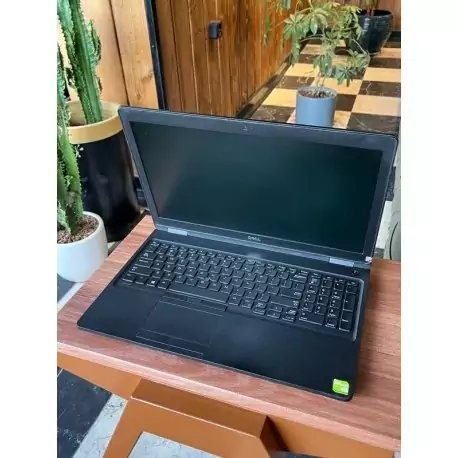 لپ تاپ Dell Latitude 5580