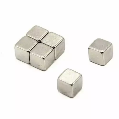 آهن ربا نئودیمیوم 5x5x5 سوپرمگنت بسته 250عددی مگامگنت