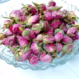 غنچه گل محمدی داراب شیراز اعلاء بسته 50 گرمی(تازه به همراه عطر و بوی به شدت قوی