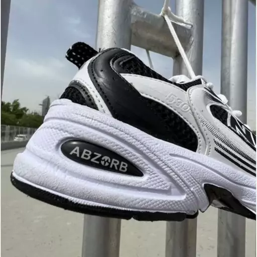 کتونی نیوبالانس 530 New Balance سفید مشکی اسپرت مردانه زنانه 37 تا 44