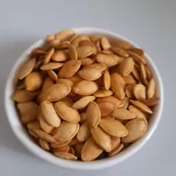 تخمه کدو گوشتی دو اتیشه 