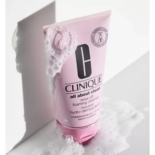 فوم شستشوی صورت کلینیک مخصوص پوست های چرب و مختلط Clinique Rinse-Off Foaming Cleanser for Combination Oily to Oily Skin 