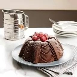 قالب کیک میان تهی طرح هندسی، مارک NORDICWARE اصل محصول آمریکا 