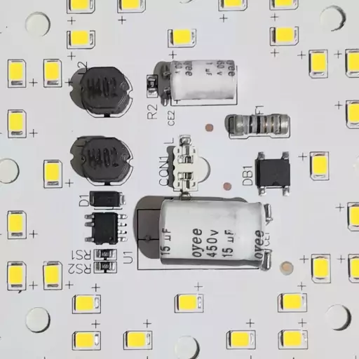 چیپ لامپ ال ای دی 50 وات 220 ولتی سفید مهتابی خازن دار 