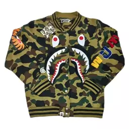 کاپشن بیسبالی سبز مشکی چریکی بیپ BAPE