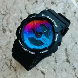 ساعت  مچی جی شاک مشکیGA110SR- قرمز  (جیشاک GShock) ، صد در صد ضدآب ، تنظیم اتوماتیک با پایتخت کشورها ، اتولایت دار