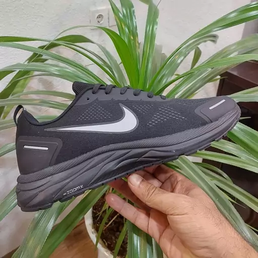 کتونی رانینگ نایک زوم وینفلو nike zoom vinfli 9x بزرگ پا ویتنام رنگ مشکی کیفیت مستر کوالیتی 