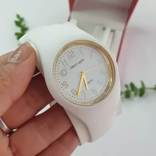 ساعت مچی بند رابر ژله ای سفید رنگ bolun pastille watch 