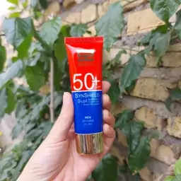 کرم ژل ضد آفتاب ساین شیلد SPF50 بی رنگ آقایان پوست چرب ساین