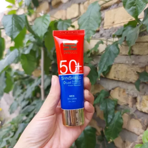 کرم ژل ضد آفتاب ساین شیلد SPF50 بی رنگ آقایان پوست چرب ساین