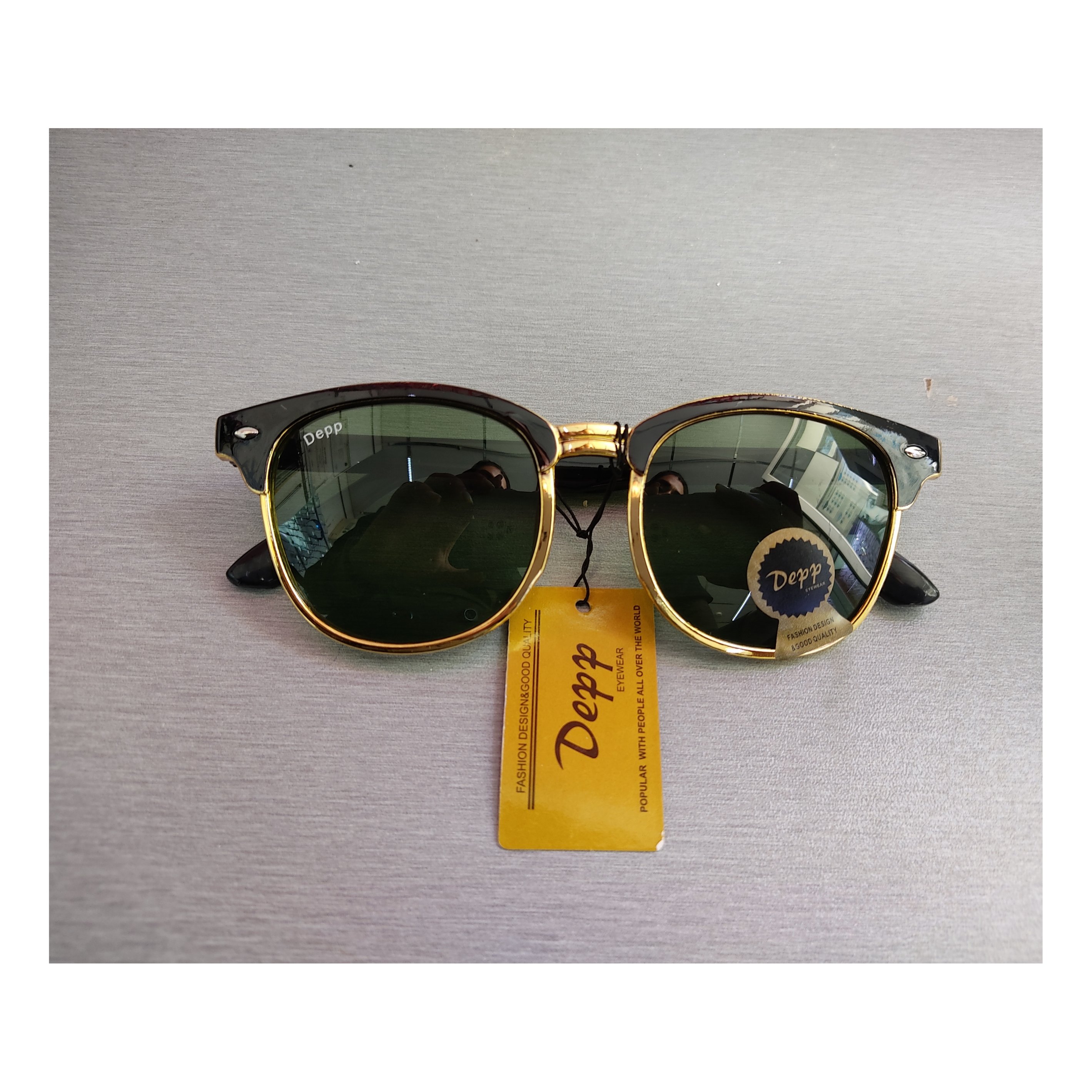 عینک آفتابی