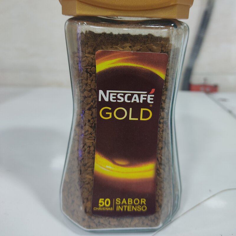 قهوه گلد 100 گرمی ظرف شیشه ای قهوه خارجی اصل پر شده در ایران