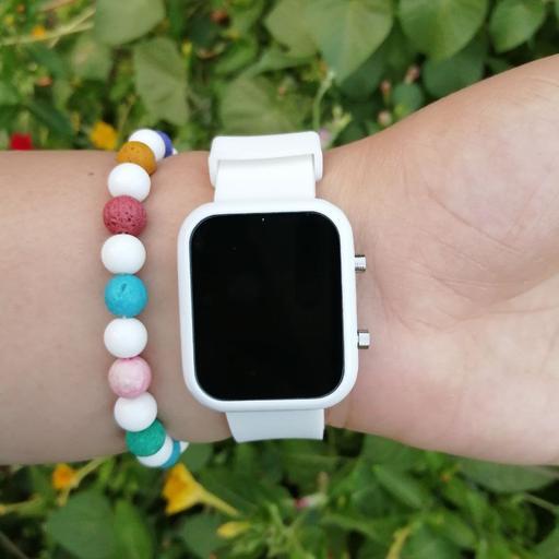 ساعت دیجیتالی طرح اپل با دستبند سنگ لاوا سنگ اتشفشانی 