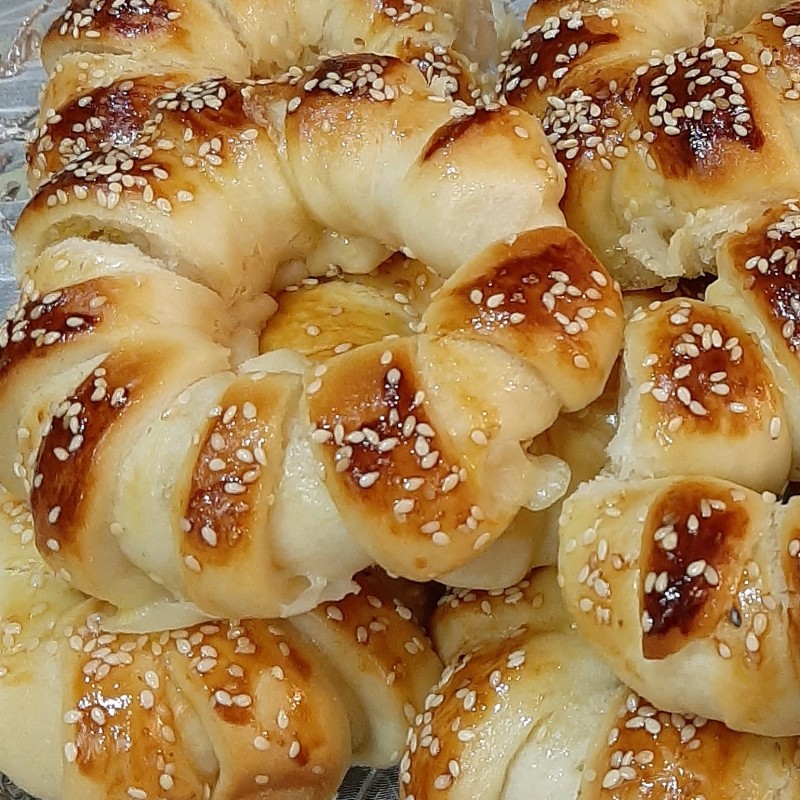 نان شیرمال خانگی نیم کیلویی(ارسال پسکرایه)