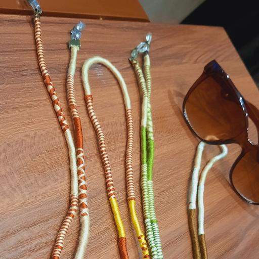 بند عینک سنتی بافت سرخپوستی با رنگ بندی متنوع به سلیقه ی شما