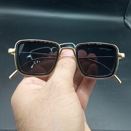 عینک آفتابی اسپرت مردانه دارای عدسی یووی 400(رنگ مشکی طلایی)