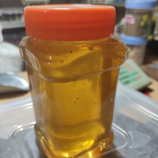 عسل درجه یک بهاره( 1000 گرم )
