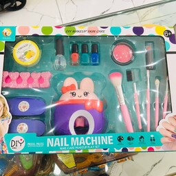 💅🏻🛍پک لوازم ارایشی  همراه با دستگاه طراحی ناخن مناسب 6 سال به بالا💅🏻🛍