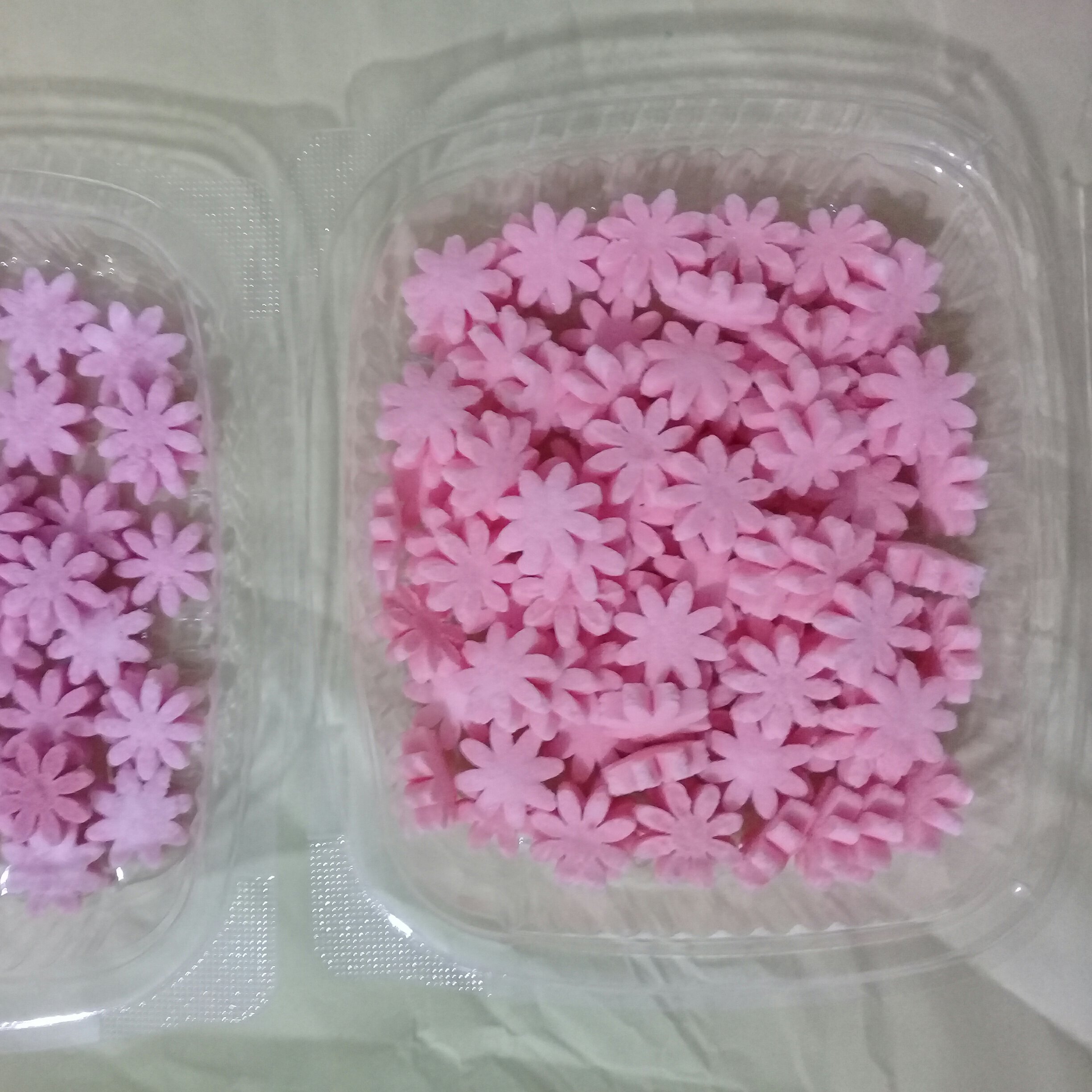 قندباطعم گل محمدی(طرح گل مینا)100گرمی