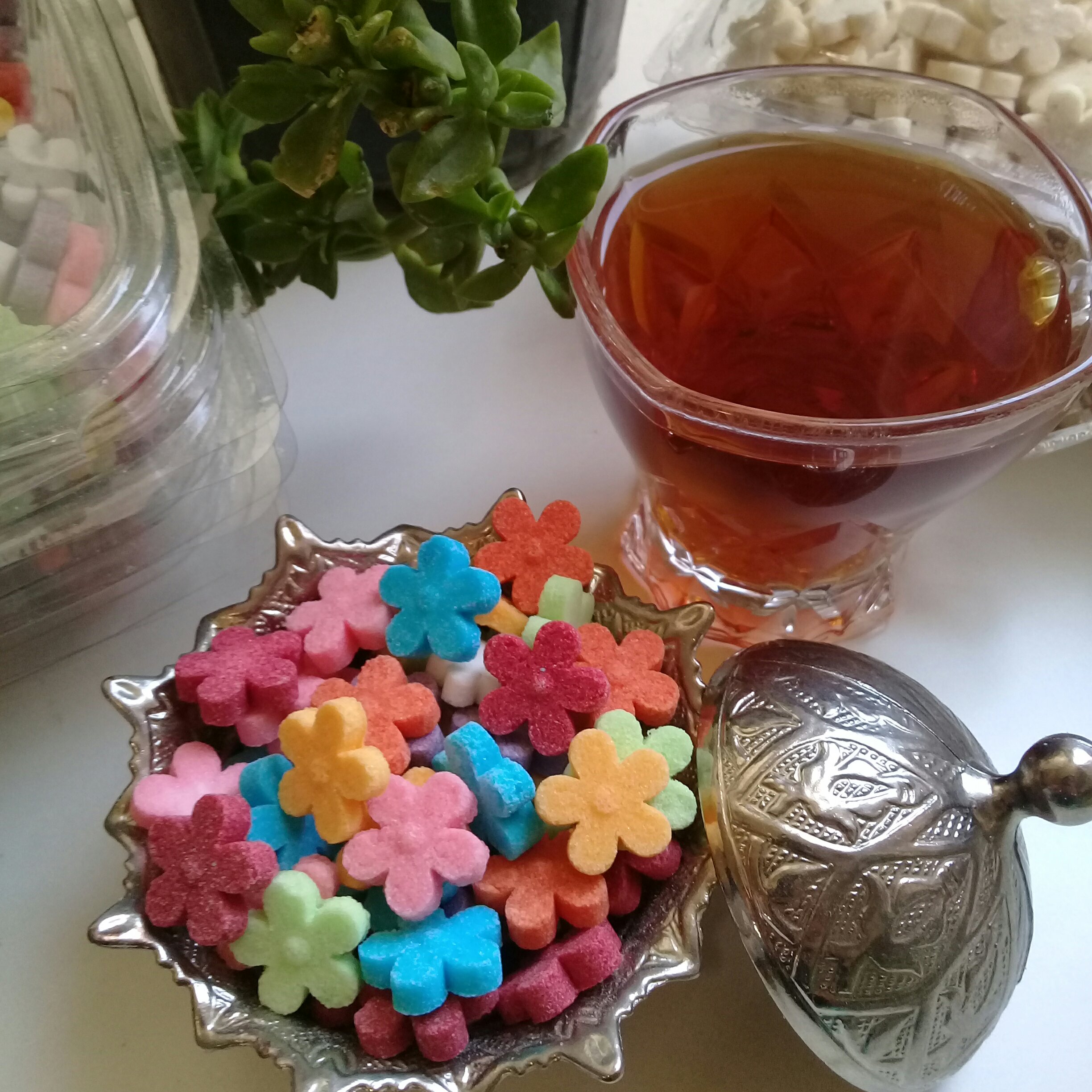 گل قند وانیلی(قندرنگی) رنگارنگ(طرح گل پنج پر)