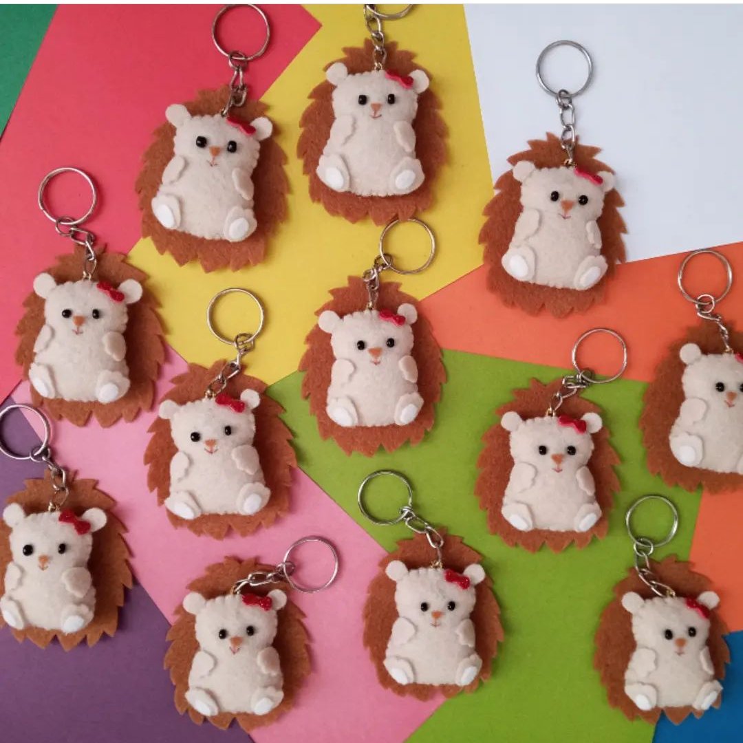 جاسوییچی و آویز جوجه تیغی 