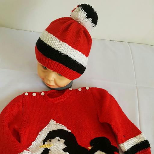 پلیور بچگانه به همراه کلاه رنگ زمینه قرمز با طرح پنگوئن مناسب برای 2تا3سال
