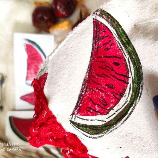 مهر دستساز  دوتیکه برش هندوانه(عکس دوم چاپ روی پارچه )