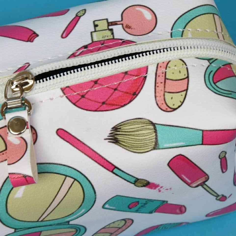 کیف لوازم آرایش فانتزی طرح میکاپ پترن کد 1068