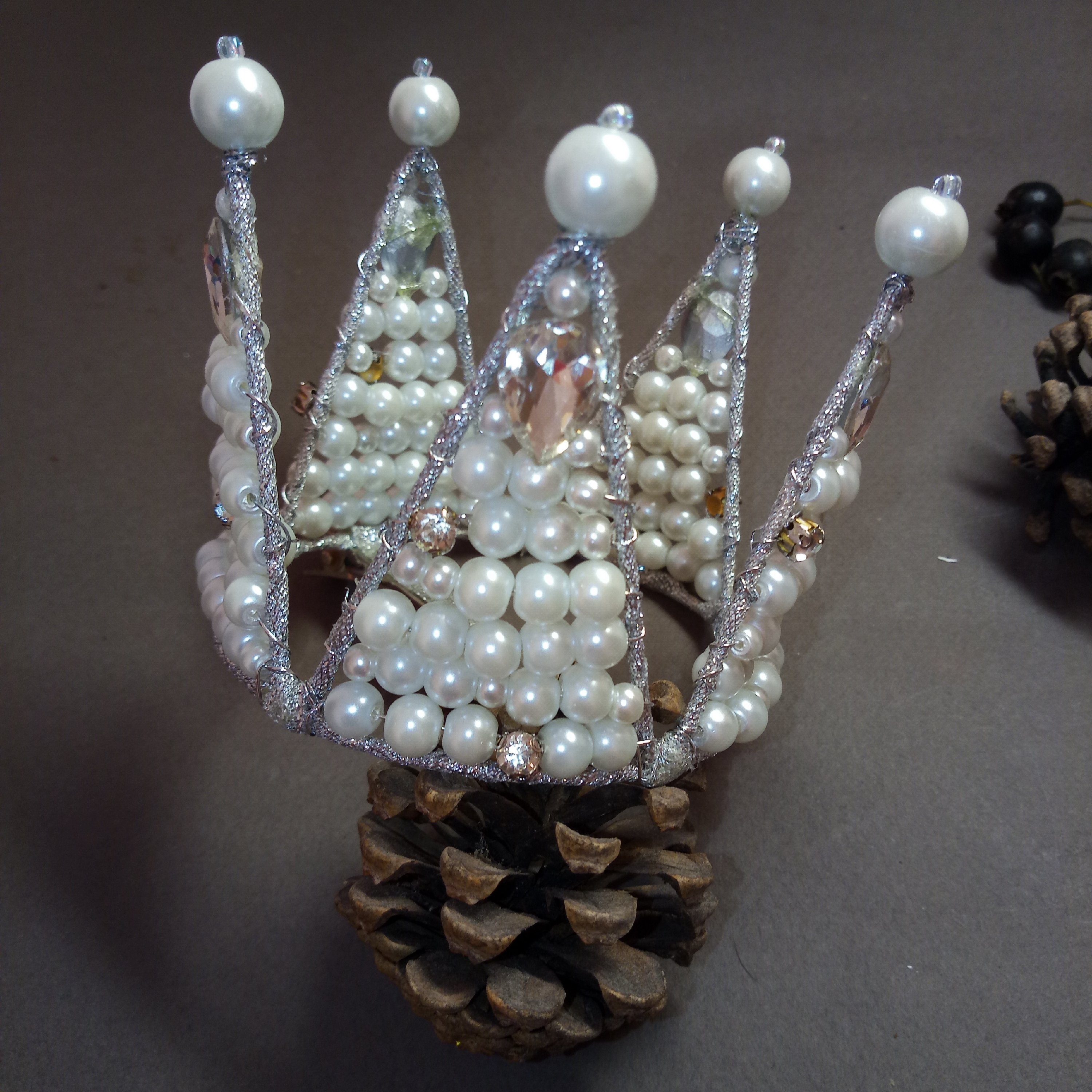 مینی تاج نگین دار گلابتون