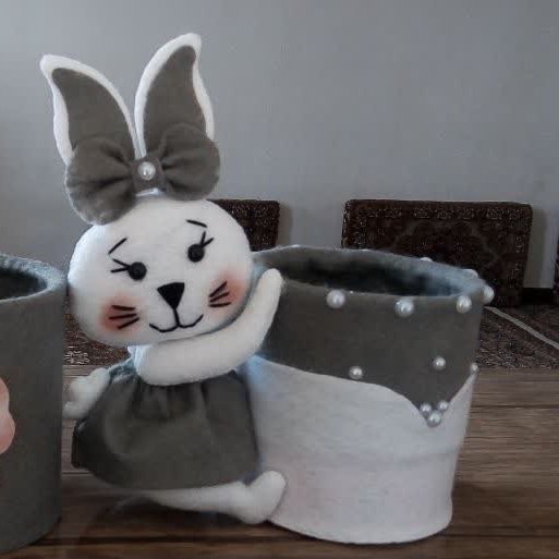 جا مدادی، جای برس ولوازم ،