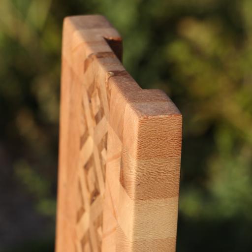 تخته سرو پذیرایی،جنس محصول از چوب زیبای چنار و گردو در ابعاد 18*40*3/5