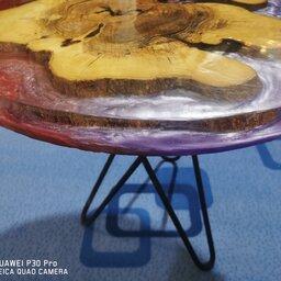 میز عسلی دست ساز رزین مدل گردطرح چوب زیتون برندE.k کد 1002 