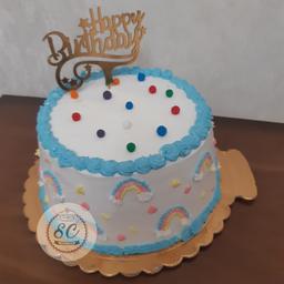 کیک تولد خامه ای با وزن یک کیلوگرم با تاپر مخصوص تولد