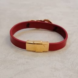 دستبندزنانه چرم طبیعی طرح الهام