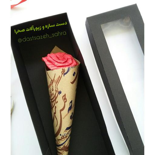 جعبه هدیه با گل (باکس گل) جعبه کادویی با درب طلق دار و گل کاغذی