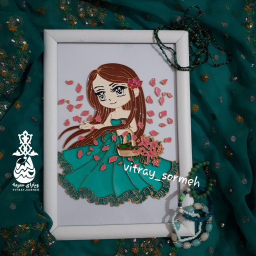 تابلو ویترای دستساز دختر و سبد بهار