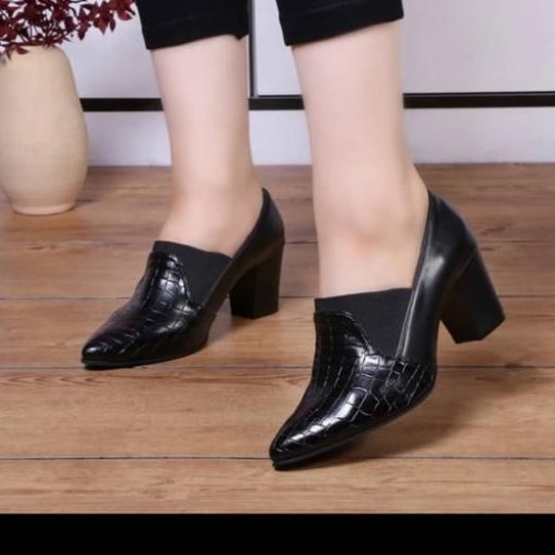 کفش زنانه چاپ سنگی