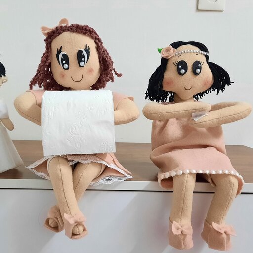 عروسک جا دستمال کاغذی رولی 