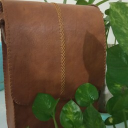 کیف رو دوشی چرم مصنوعی دست دوز  زنانه و مردانه (قابل سفارش با چرم طبیعی  )