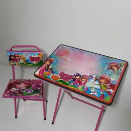 میز تحریرباکسدار و صندلی طرح توت فرنگی با چاپ uv اکلیلی برجسته (مدل پایه رنگی)    (با کارتون شکیل مخصوص میز و صندلی)    