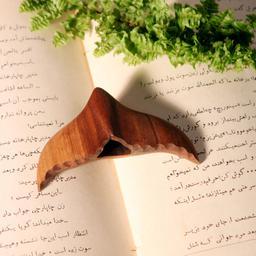 صفحه نگهدار  کتاب انگشتی دستساز چوبی طرح دم وال 