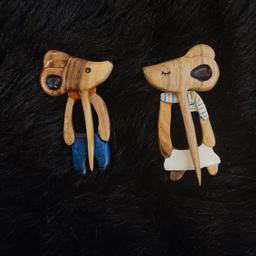پین موی چوبی دستساز طرح آقا موشه و خانم موشی چوبی گالری