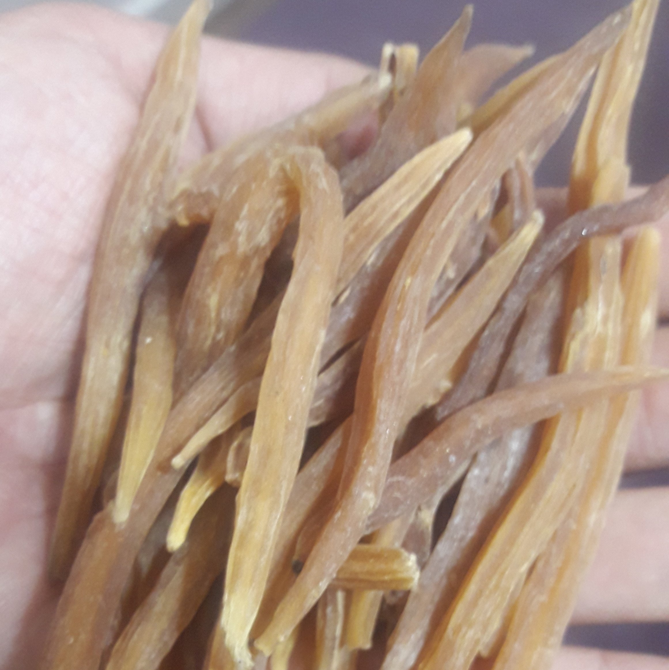 جینسینگ قرمز خشک اعلا (150 گرمی) معادل دو سیر (150 گرم) جنسینگ اعلا و تازه