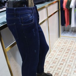شلوار جین مردانه ترگ در فروش ویژه(شلوار لی مردانه ترک رنگ سرمه ای)