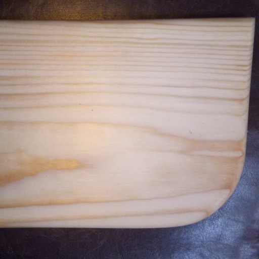تخته سرو چوب طبیعی ضد آب درجه1 کد12
جنس عالی از چوب طبیعی رنگ قهوه ای روشن