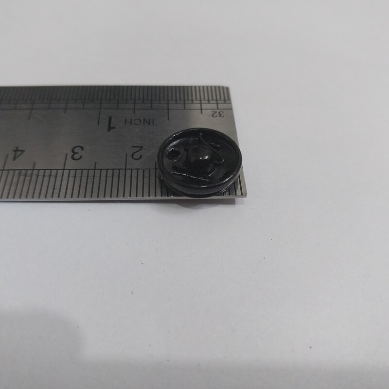 دکمه قابلمه فلزی پک پنج تایی سیاه یک و نیم سانتی خیاطی دکمه قابلمه مشکی سایز3  خرازی نفیس