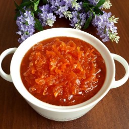 مربای هویج باعسل وزعفران پخته شده
